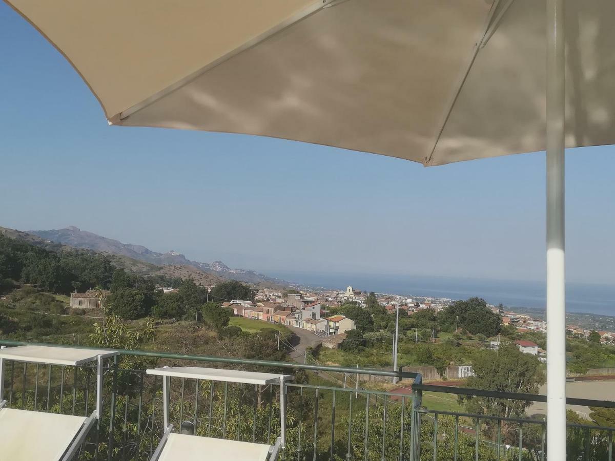 Villa Capogrecale - Piscina Riscaldata 피에디몬테 에트네오 외부 사진